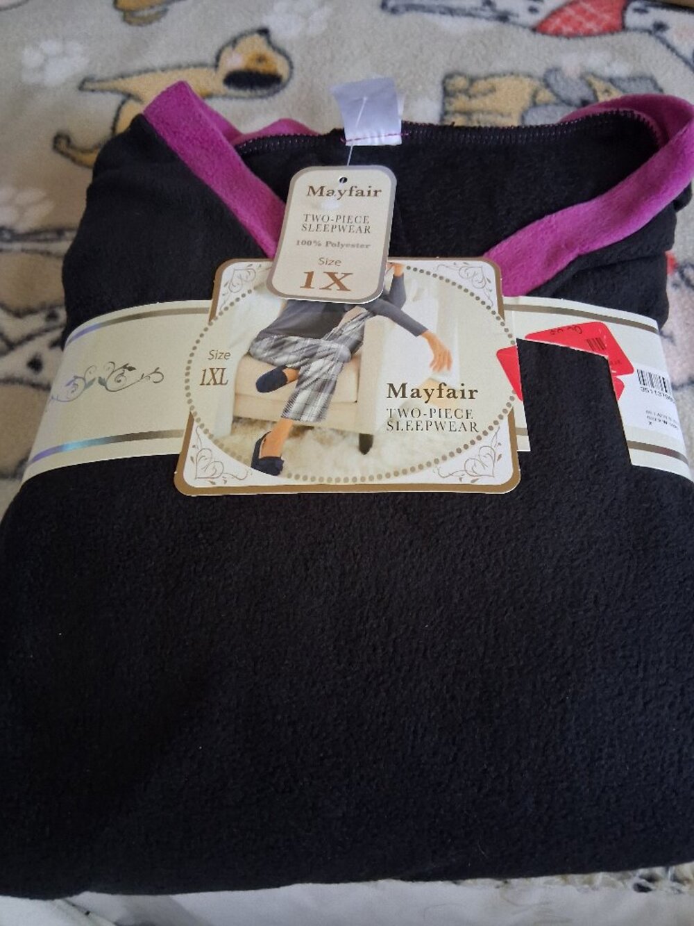 bRAND NEW WOMANS PJS